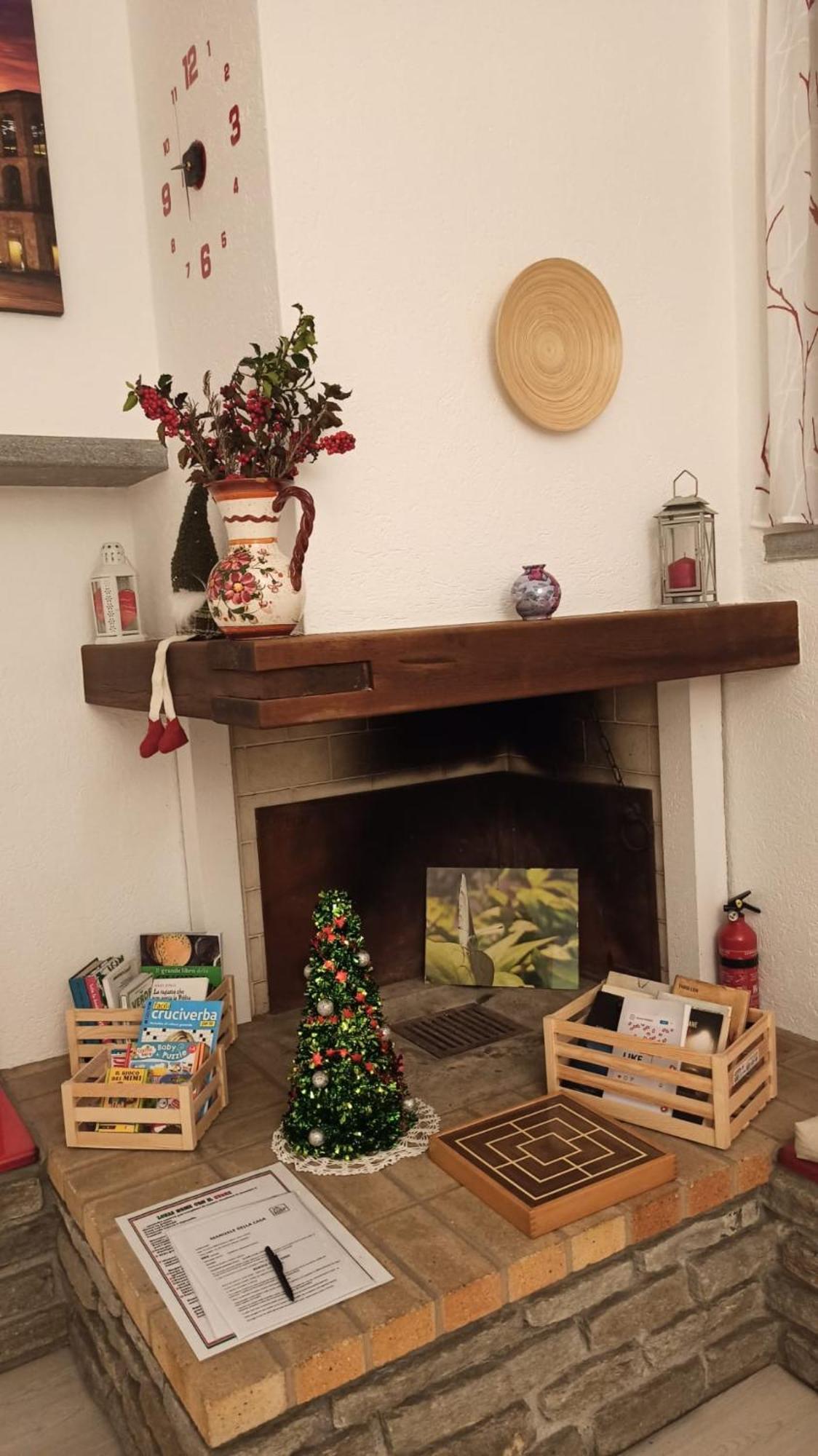 Lukas Home Con Il Cuore Appartamento 3 Camere Al Piano Terra E Appartamento 1 Camera In Taverna Merone Exteriör bild
