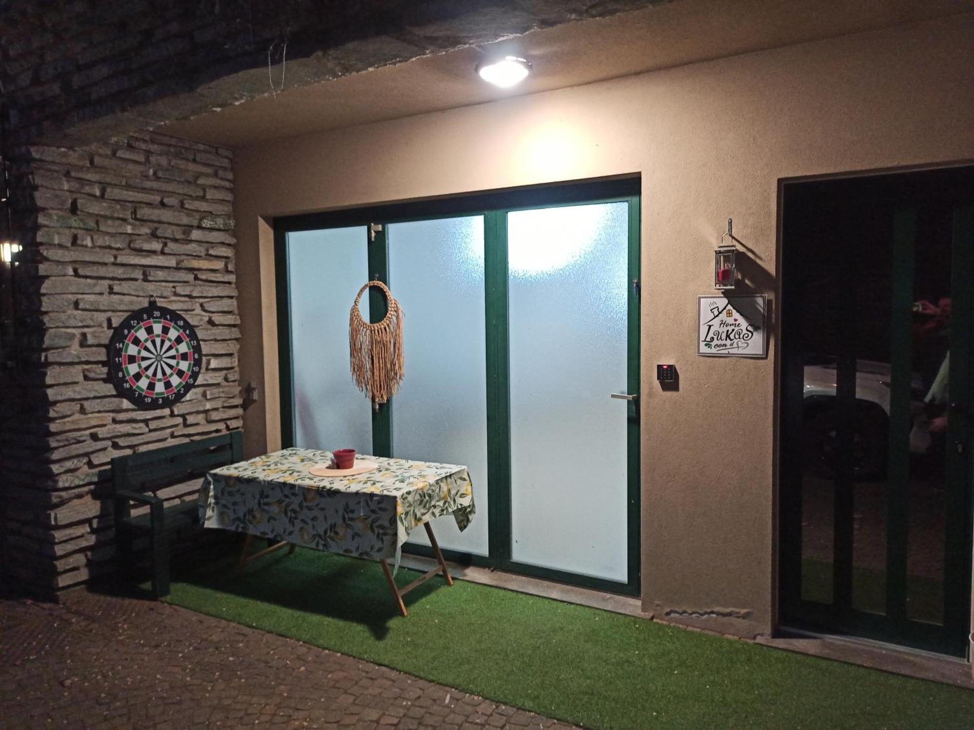 Lukas Home Con Il Cuore Appartamento 3 Camere Al Piano Terra E Appartamento 1 Camera In Taverna Merone Exteriör bild